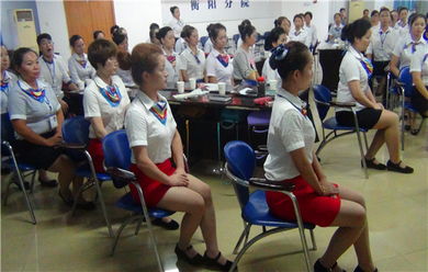 丽尔礼仪衡阳县市电信第二期店员服务礼仪培训